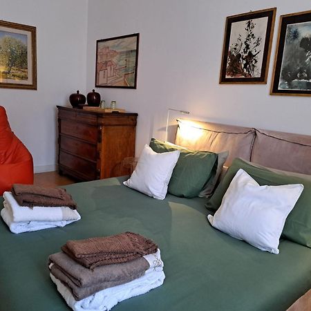 Casa Mari - Free Secure Parking, Breakfast, Private Bathroom, Wifi, Garden, Aircon, 3 Min Walk To Metro And Train Station Milan Extérieur photo