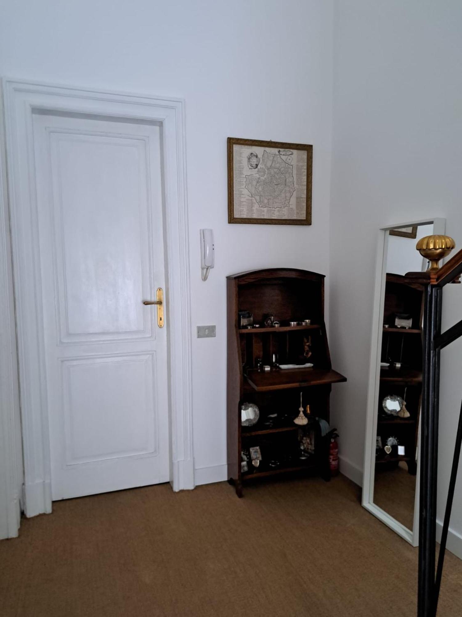 Casa Mari - Free Secure Parking, Breakfast, Private Bathroom, Wifi, Garden, Aircon, 3 Min Walk To Metro And Train Station Milan Extérieur photo