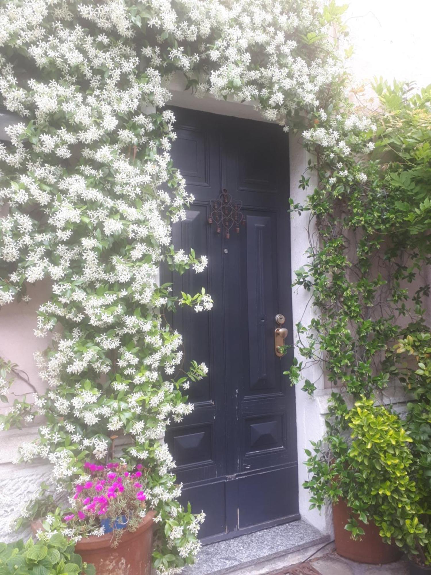 Casa Mari - Free Secure Parking, Breakfast, Private Bathroom, Wifi, Garden, Aircon, 3 Min Walk To Metro And Train Station Milan Extérieur photo